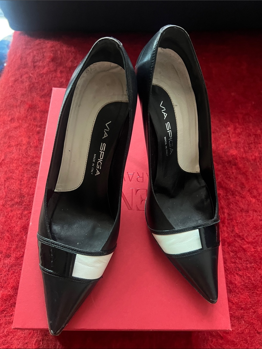 Via Spiga Black and White Pointed Toe Leather Pumps